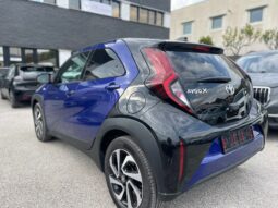 
										TOYOTA AYGO X 1.0 TREND S-CVT 72CV full									
