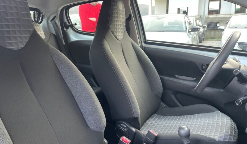 
								PEUGEOT 108 1.0 ACTIVE 72CV full									