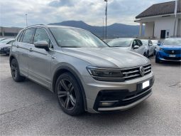 
										VOLKSWAGEN TIGUAN 2.0 R-LINE 150CV full									
