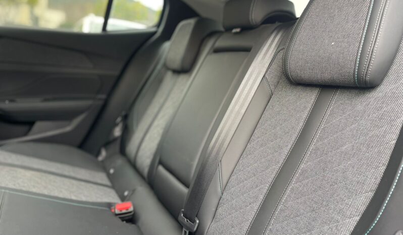 
								PEUGEOT 408 1.6 HYBRID ALLURE PACK 150CV full									