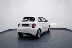 
										FIAT 500e ACTION TECH 59CV full									