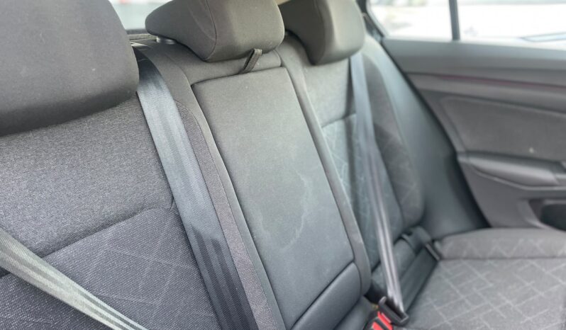 
								VOLKSWAGEN GOLF 1.0 ETSI LIFE DSG 110CV full									