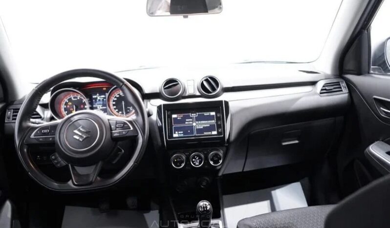 
								SUZUKI SWIFT 1.2 HYBRID TOP 83CV full									
