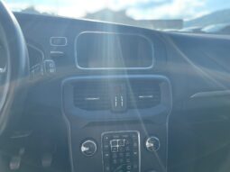 
										VOLVO V40 2.0 D2 R-DESIGN 120CV full									