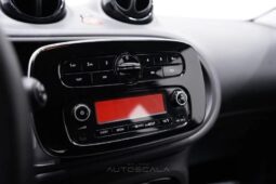 
										SMART FORFOUR EQ PURE ESSENTIAL 56CV full									