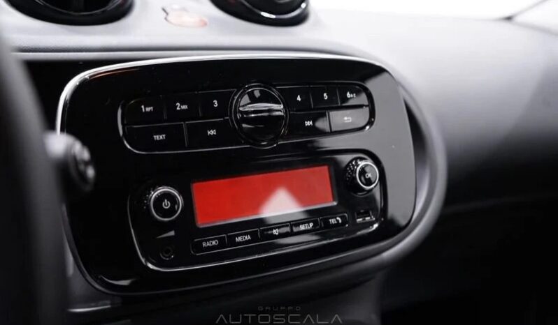 
								SMART FORFOUR EQ PURE ESSENTIAL 56CV full									
