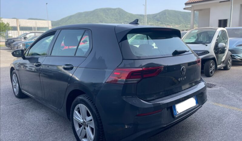
								VOLKSWAGEN GOLF 1.0 ETSI LIFE DSG 110CV full									