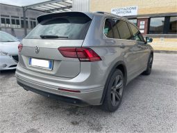 
										VOLKSWAGEN TIGUAN 2.0 R-LINE 150CV full									