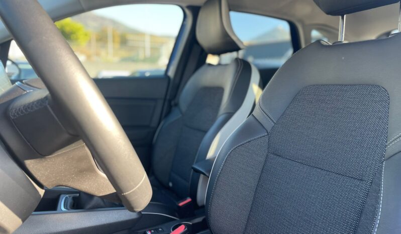 
								RENAULT CAPTUR 1.0TCE TECHNO 90CV full									