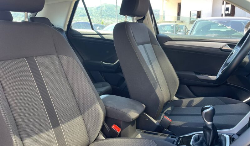 
								VOLKSWAGEN T-ROC 2.0TDI LIFE 115CV full									