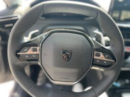 
										PEUGEOT 208 1.2 HYBRID E-DCS ALLURE 110CV full									