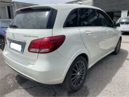
										MERCEDES CLASSE B EXECUTIVE E 88CV full									