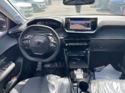 
										PEUGEOT 208 1.2 HYBRID E-DCS ALLURE 110CV full									