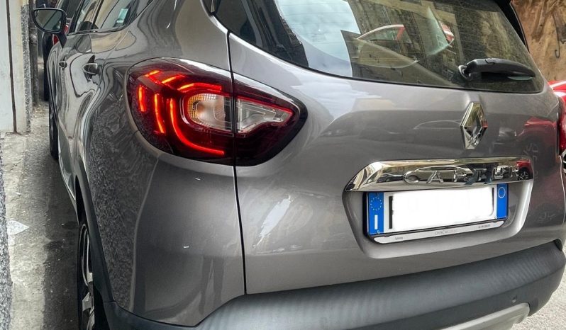 
								RENAULT CAPTUR 1.5DCI ENERGY BOSE 90CV full									