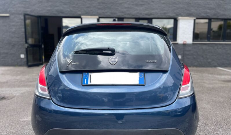 
								LANCIA YPSILON 1.0 FIREFLY HYBRID SILVER PLUS 69CV full									