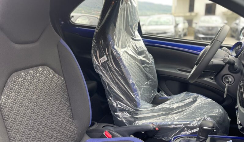 
								TOYOTA AYGO X 1.0 TREND S-CVT 72CV full									