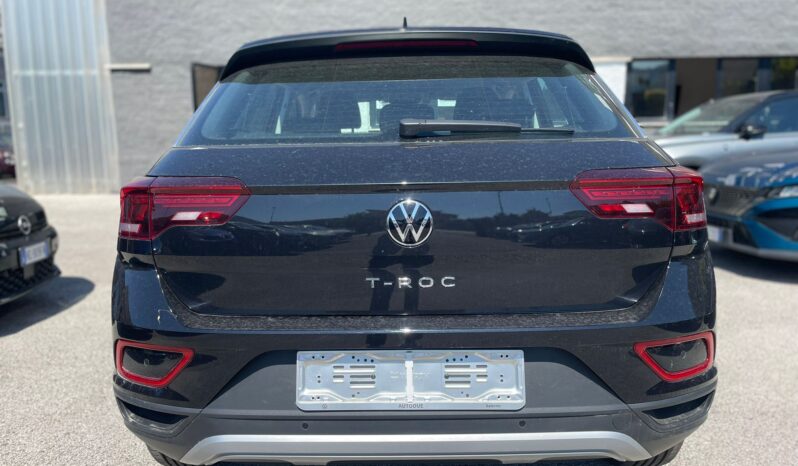 
								VOLKSWAGEN T-ROC 2.0TDI LIFE 115CV full									