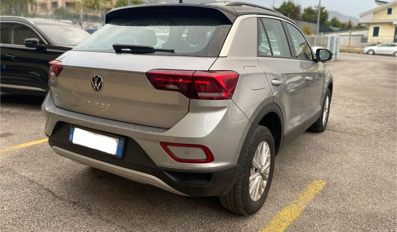 
								VOLKSWAGEN T-ROC 2.0 LIFE DSG 150CV full									