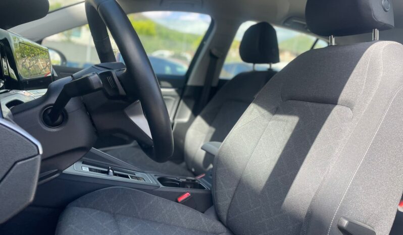 
								VOLKSWAGEN GOLF VIII 2.0TDI LIFE DSG 115CV full									