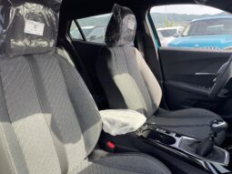 
										PEUGEOT 2008 1.2 PURETECH ALLURE 100CV full									
