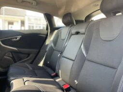 
										VOLVO V40 2.0 D2 R-DESIGN 120CV full									