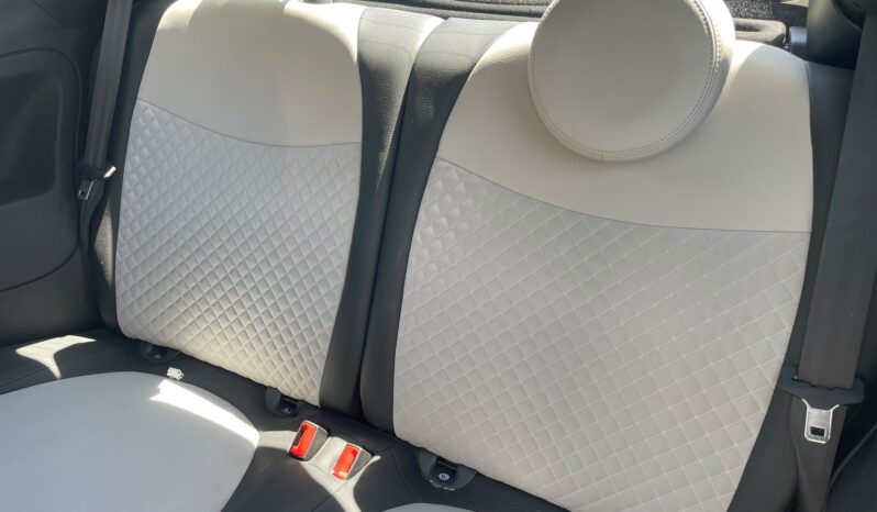 
								FIAT 500 1.0 HYBRID DOLCEVITA 70CV full									