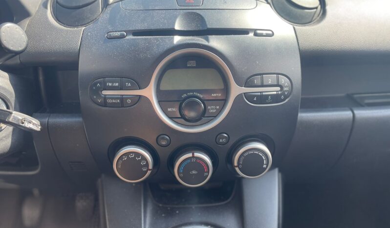 
								MAZDA 2 1.4 FUN 68CV full									