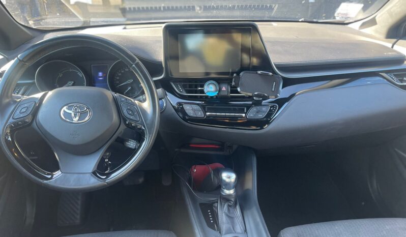 
								TOYOTA CH-R 1.8 ACTIVE E-CVT 97CV full									