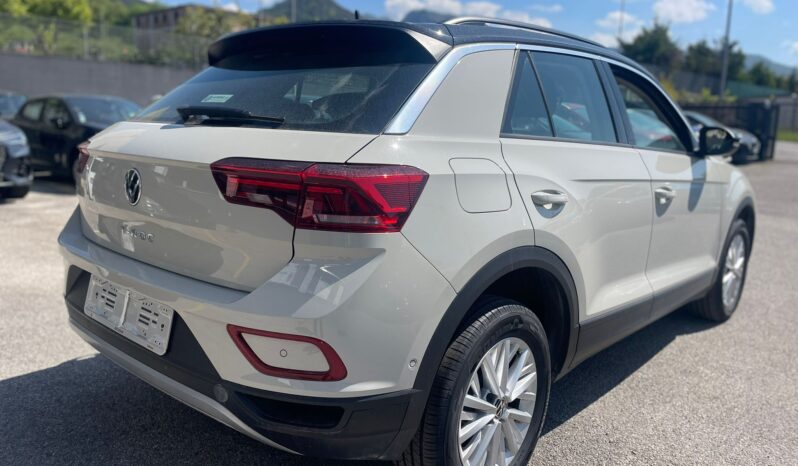 
								VOLKSWAGEN T-ROC 1.0TSI LIFE 110CV full									