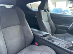 
										TOYOTA C-HR 1.8 ACTIVE E-CVT 98CV full									