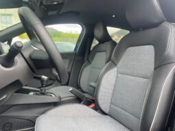 
										RENAULT CLIO 1.0TCE TECHNO 90CV full									