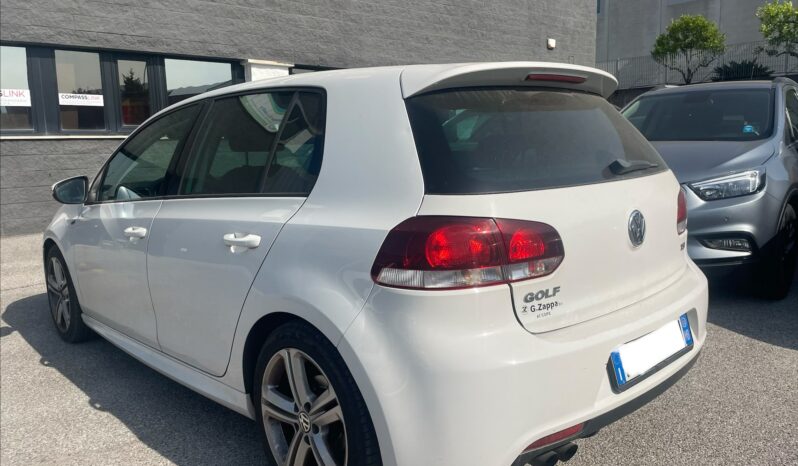 
								VOLKSWAGEN GOLF 1.4 HIGHLINE R-LINE DSG 120CV full									