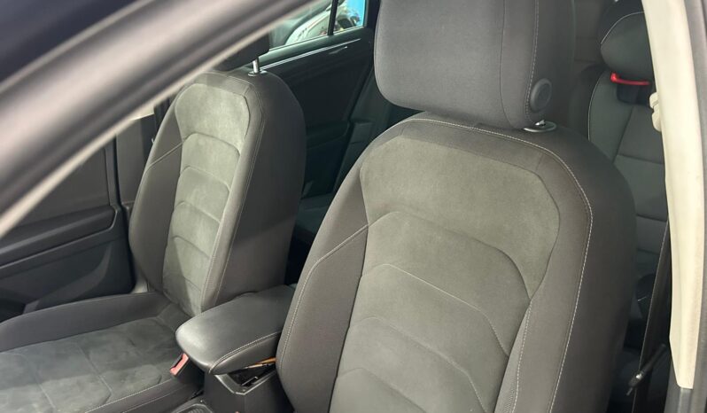 
								VOLKSWAGEN TIGUAN 2.0TDI 4MOTION ADVANCED DSG 150CV full									