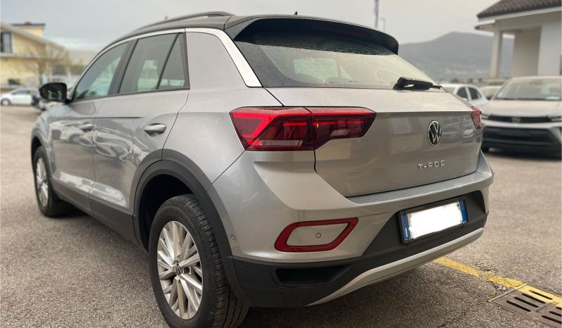 
								VOLKSWAGEN T-ROC 2.0 LIFE DSG 150CV full									