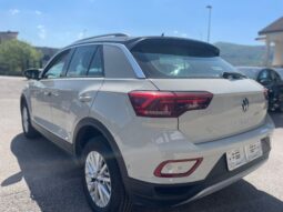 
										VOLKSWAGEN T-ROC 1.0TSI LIFE 110CV full									