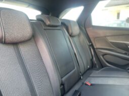 
										PEUGEOT 3008 1.2 PURETECH TURBO ALLURE PACK 130CV full									