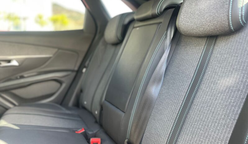 
								PEUGEOT 3008 1.2 PURETECH TURBO ALLURE PACK 130CV full									