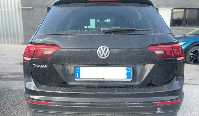 
								VOLKSWAGEN TIGUAN 2.0TDI BUSINESS BLUMOTION DSG 150CV full									