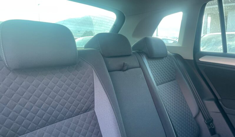 
								VOLKSWAGEN TIGUAN 2.0TDI BUSINESS BLUMOTION DSG 150CV full									