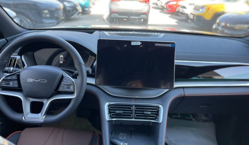 
								BYD SEAL U DMI 1.5PHEV BOOST 218CV full									