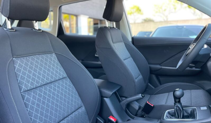 
								MG ZS 1.5 STANDARD 115CV full									