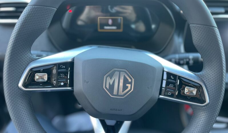 
								MG ZS 1.5 STANDARD 115CV full									