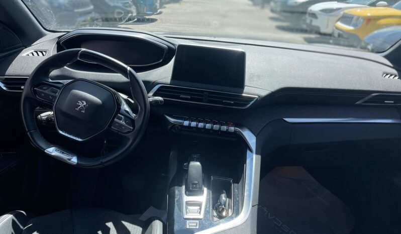 
								PEUGEOT 3008 1.5 BLUEHDI GT-LINE 130CV full									