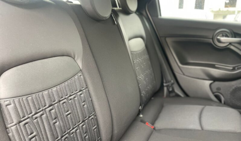 
								FIAT 500X 1.5 HYBRID DCT RED 130CV full									