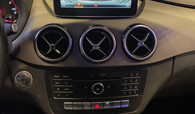 
								MERCEDES CLASSE B 1.5 AUTOMATIC PREMIUM 110CV full									
