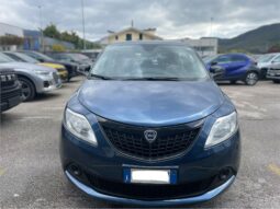 
										LANCIA YPSILON 1.0 FIREFLY HYBRID SILVER PLUS 69CV full									