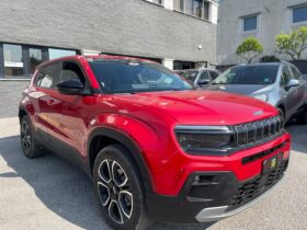 JEEP AVENGER 1.2 TURBO MHEV E-HYBRID SUMMIT 100CV