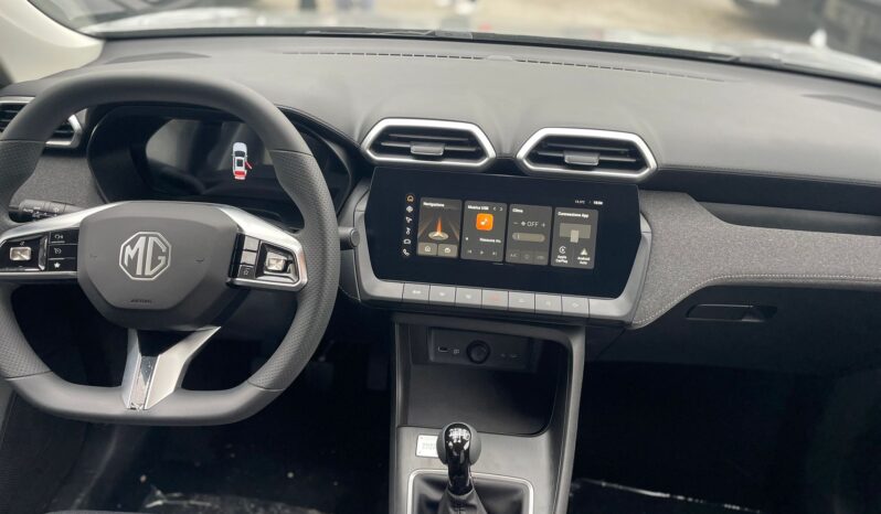 
								MG ZS 1.5 STANDARD 115CV full									