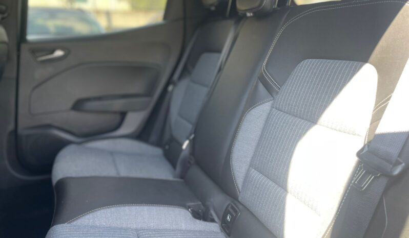 
								RENAULT CLIO 1.0TCE TECHNO 90CV full									