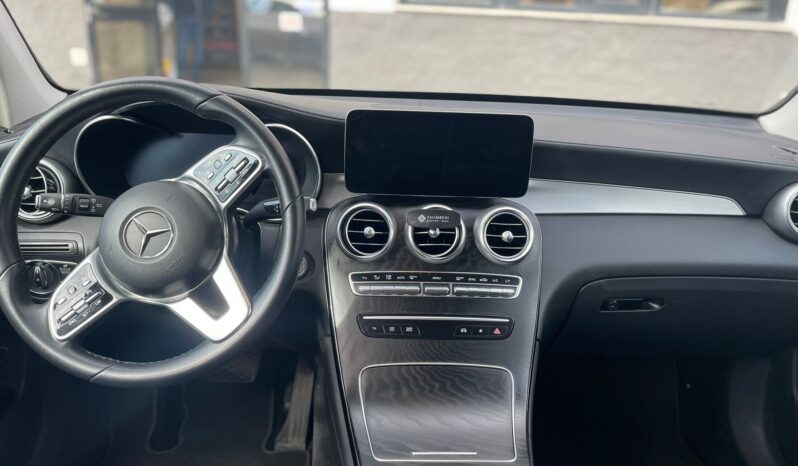 
								MERCEDES GLC 220D PREMIUM PLUS 4MATIC 194CV full									